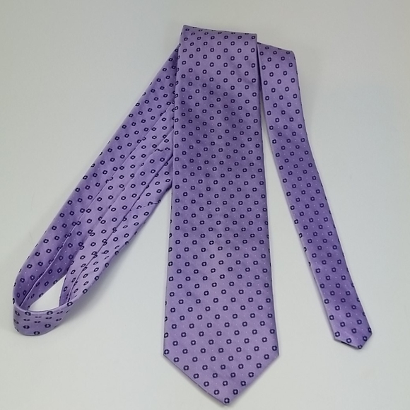 Donna Karen Beautiful 100% Pure Silk Men's Tie - Picture 6 of 6